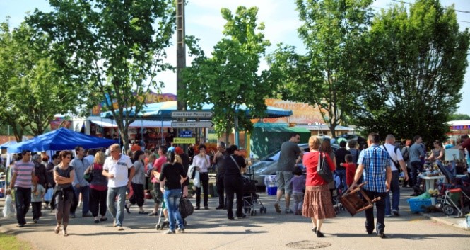 Brocantes à Fléville